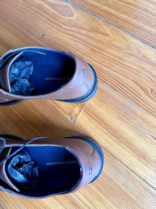 Sprzedam buty męskie Tommy Hilfiger 44 Winter Cognac