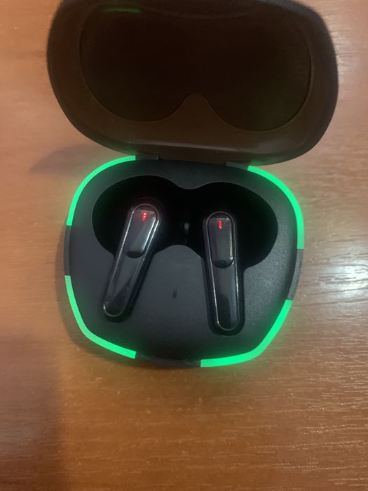 безпроводні навушники TWS PRO