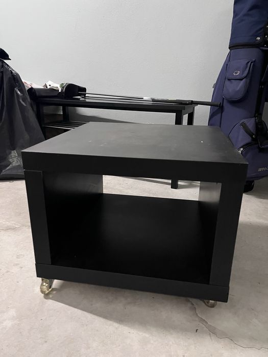Mesa de Centro IKEA Castanho Escuro com Rodas