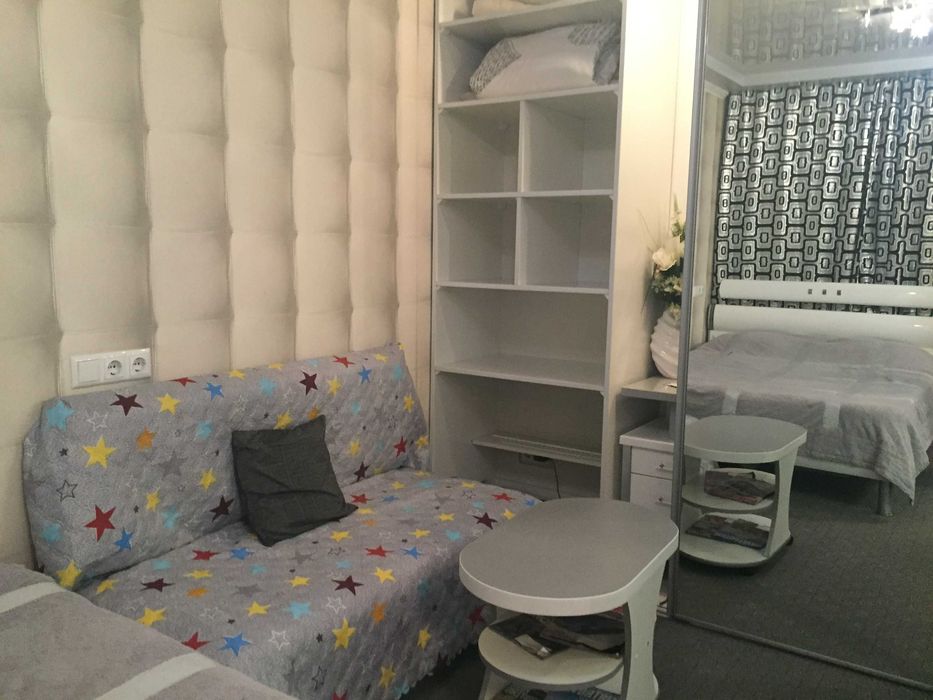 Почасово, неделю или месяц - начало Троещины с газом на 2 этаже