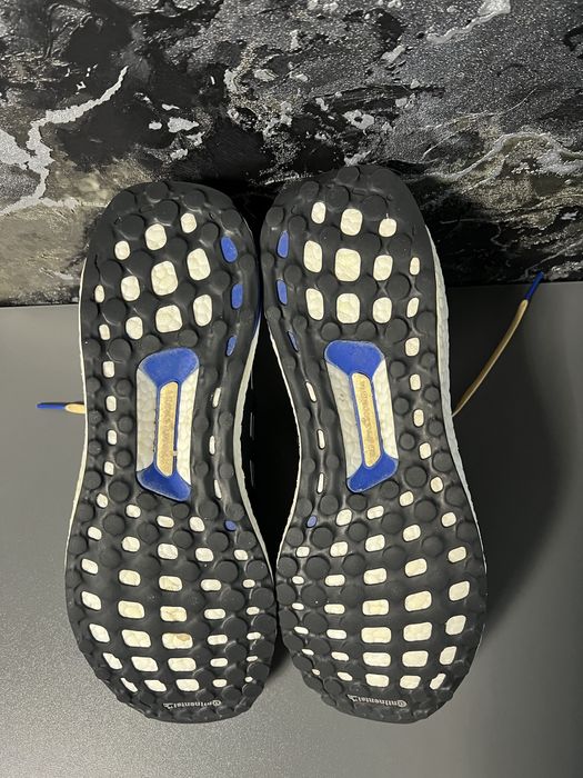 Кросівки чоловічі Adidas UltraBoost DNA 46р