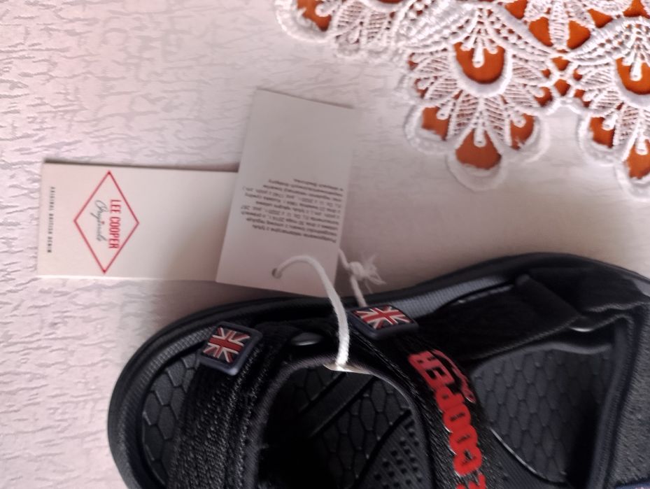 Sandały uniwersalne nowe Lee Cooper rozmiar 38 wkładka 23,5