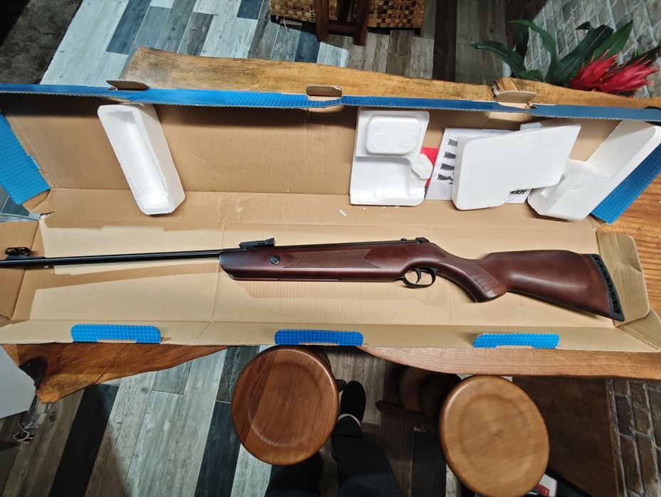 Pressão de ar hammerli