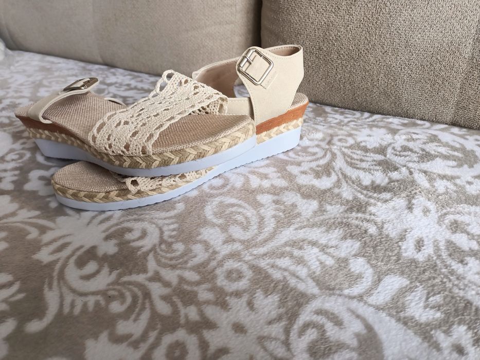 Sandały damskie nowe