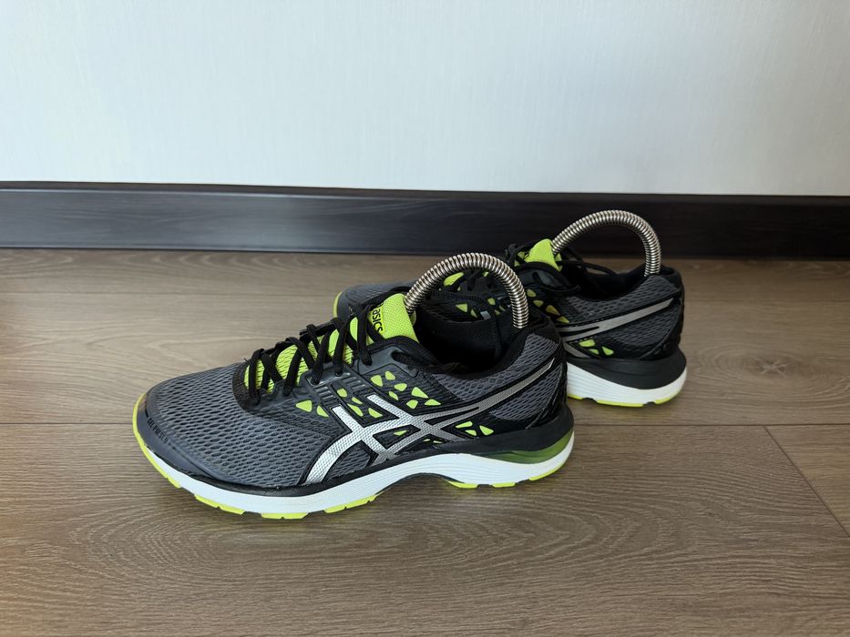 Кросівки Asics 39.5 - 40 розмір