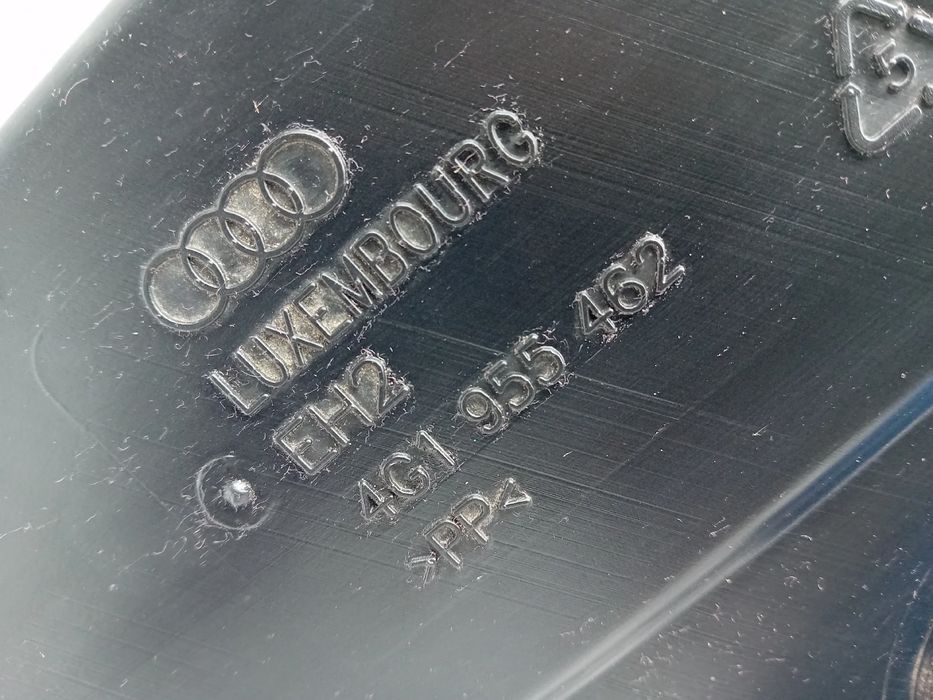 Reservatório / depósito água limpa vidros AUDI A6 Avant (4G5, 4GD, C7)