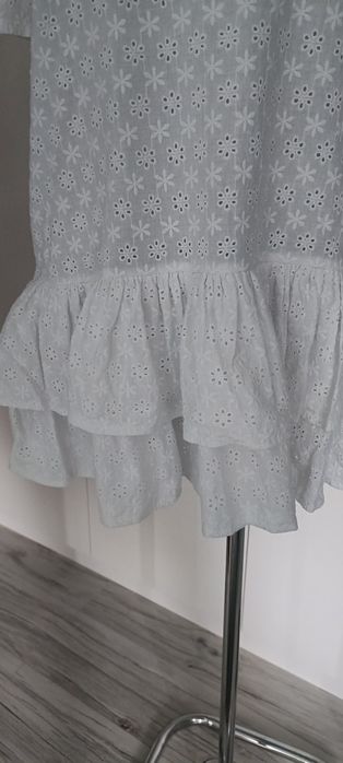 Sukienka boho falbana
