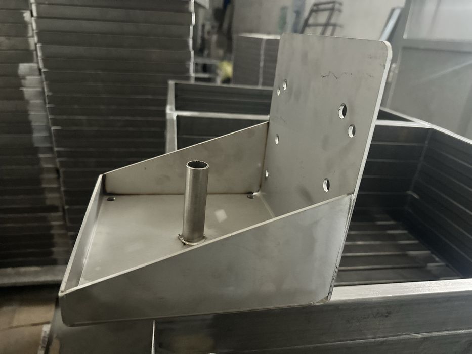 Podstawka uchwyt pod lizawkę solna INOX