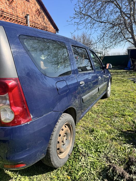 Авто Renault logan 2010р