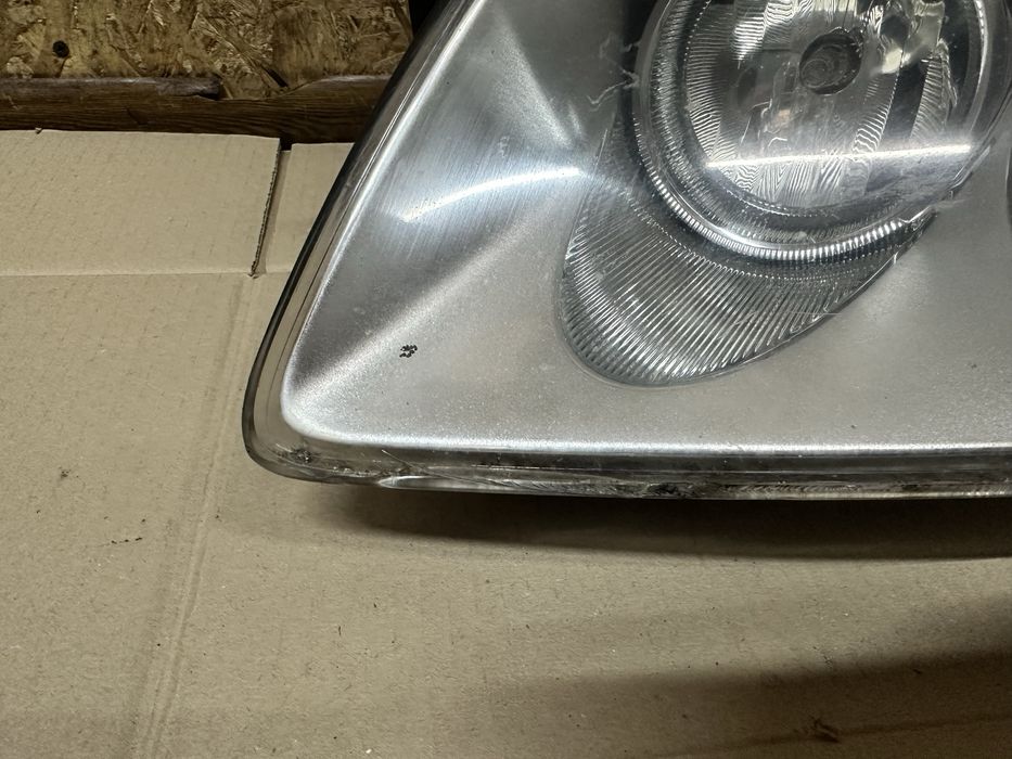 Передня ліва фара VW Touareg Фольксваген Туарег 2002-2006