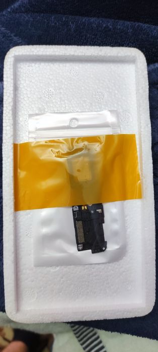 Poco f2 pro динамік нижній