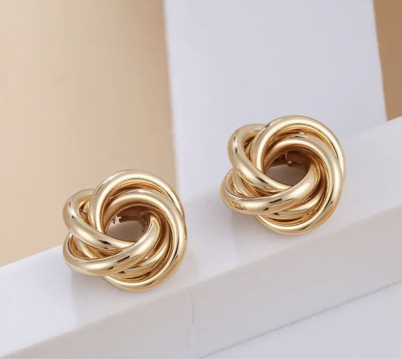 Сережки / біжутерія