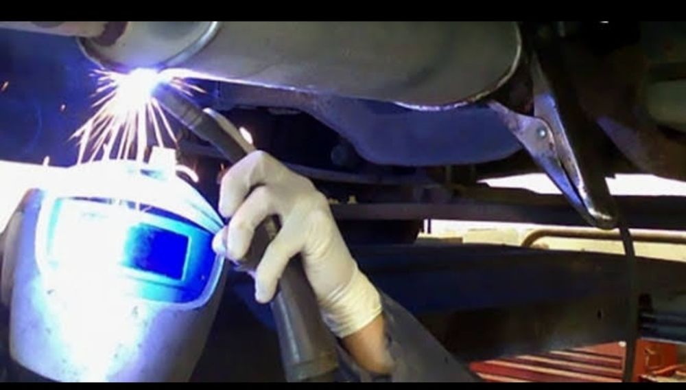 Сварка замена ремонт  глушителя