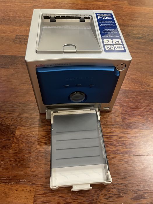 Фотопринтер Olympus Camedia P-10