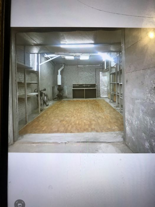 Продам гараж в центрі
