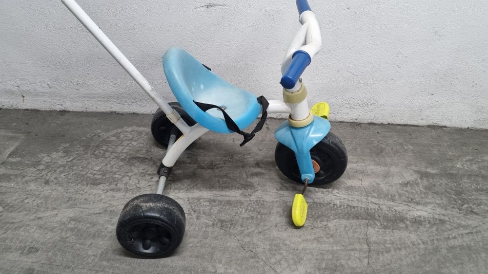 Triciclo para criança