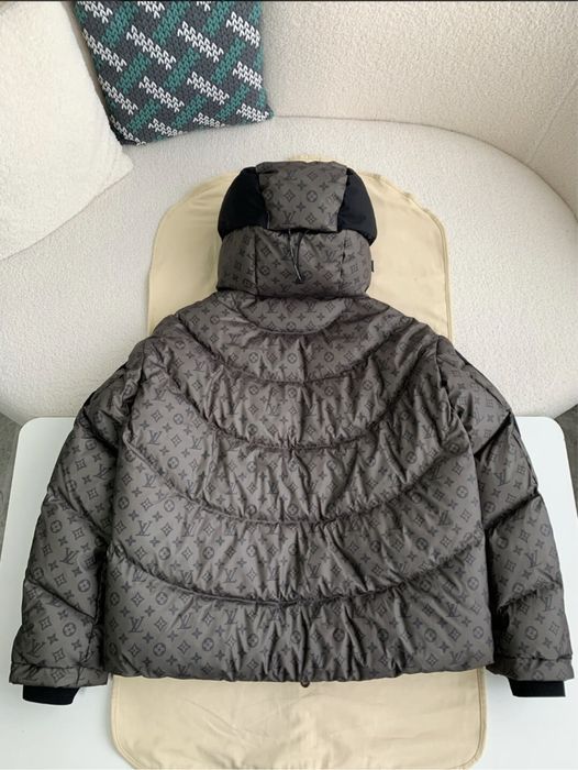 Пуховик louis vuitton termoreactive heet reactive луи виттон куртка