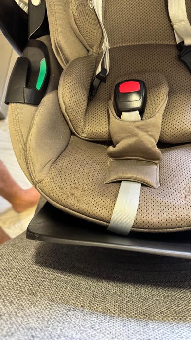 Maxi-Cosi Pebble 360 + Base FamilyFix 360 Isofix – Excelente Estado