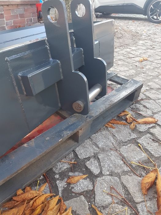 Łyżka skarpowa Ostrówek troll skrzat cat jcb