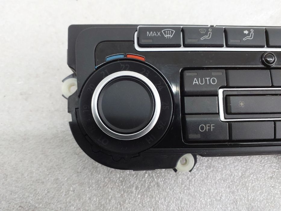 Comando chauffage / sofagem VOLKSWAGEN Golf VI (5K1)