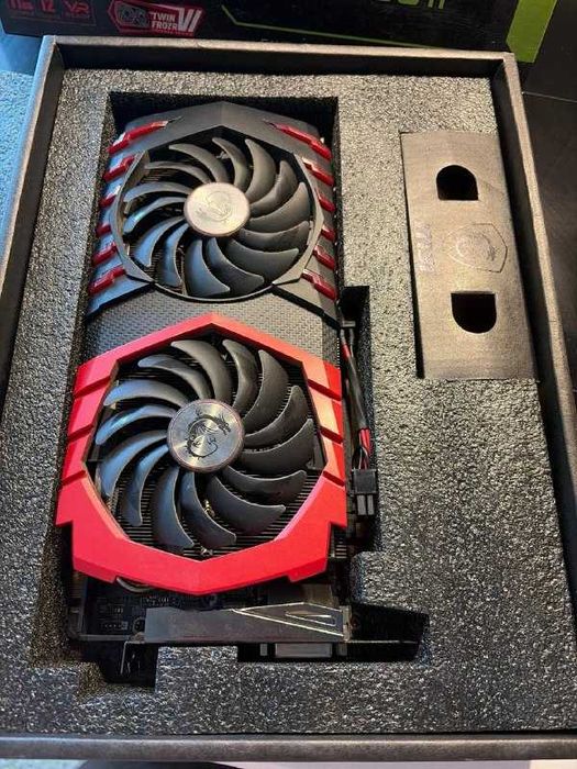 Відеокарта MSI GeForce GTX 1080 Ti GAMING X 11G