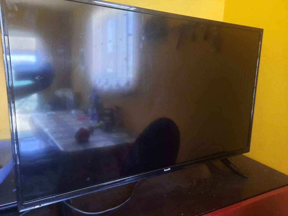 Televisão KUNFT usada