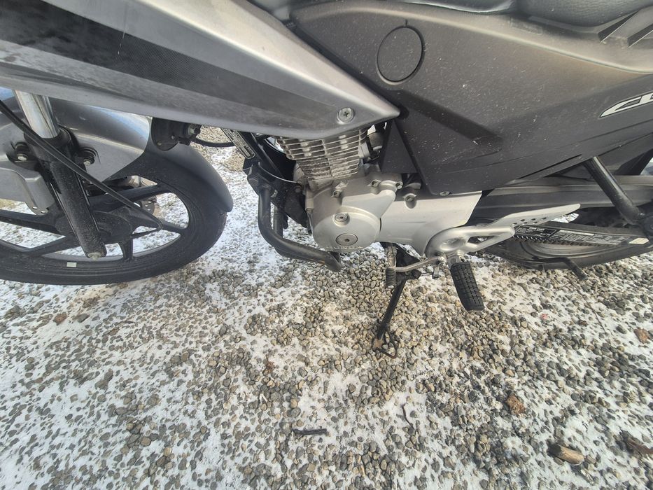 Motocykl Honda CBF 125