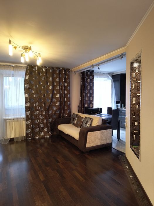 Продам  квартиру студію, центр