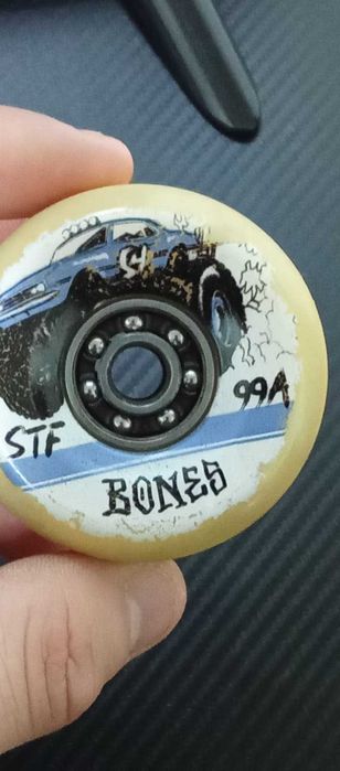 Rodas Bones STF V5 Sidecut 54mm 99A + Rolamentos Bones Reds
