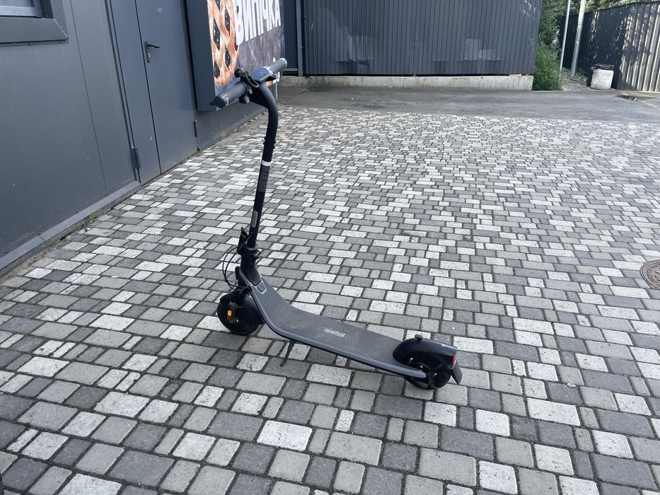 Електросамокат Segway Ninebot E2 II
