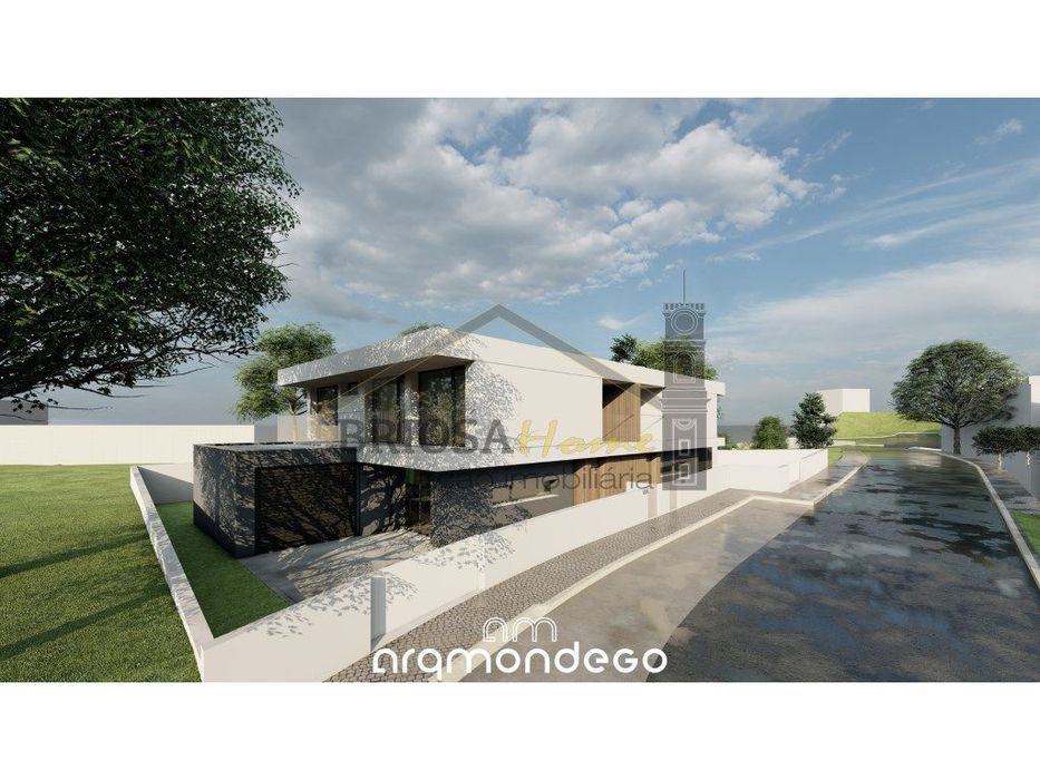 Moradia T4 nos Carvalhais