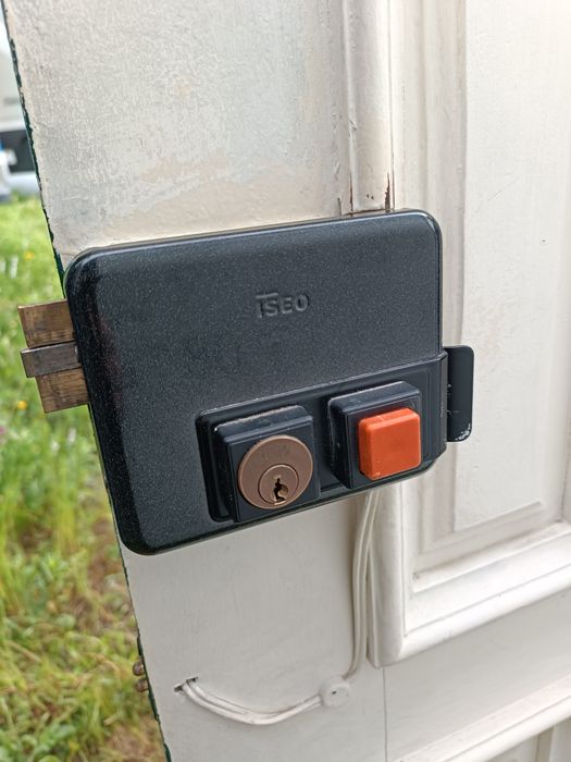 Porta antiga em madeira