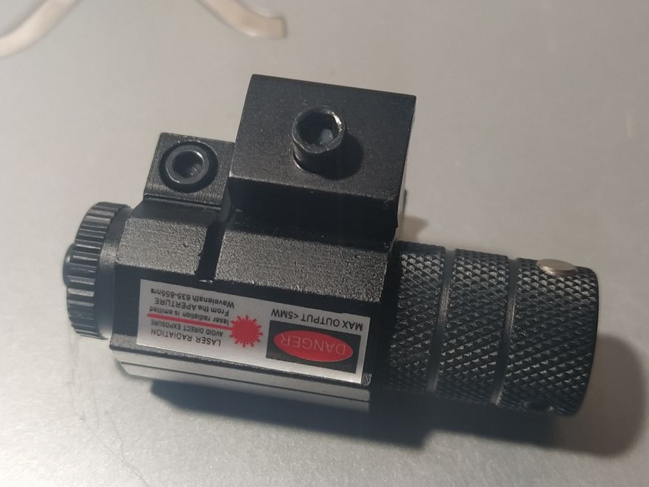 Лазерный целеуказатель подствольный