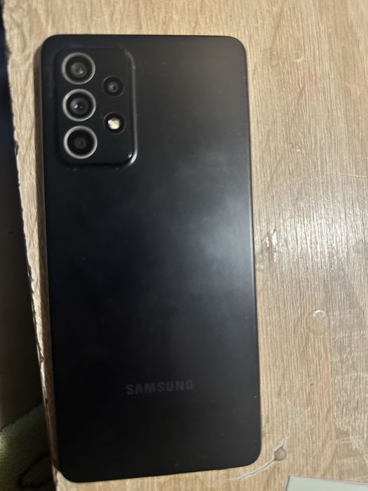 Самсунг гелакси А52 б/у