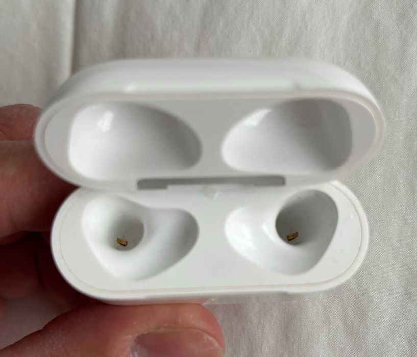 Apple AirPods (3ª Geração) em bom estado!