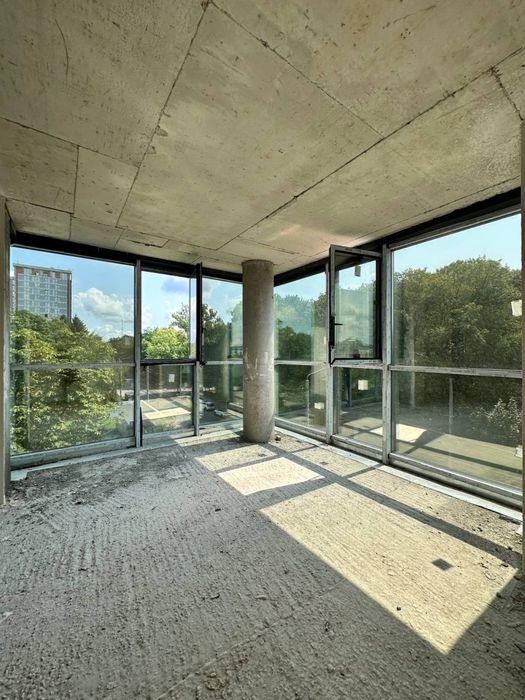 Продаж трикімнатної квартири по вулиці Мазепи у Park Residence