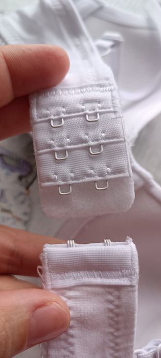 Продам бюстгальтер на девочку р.65-А