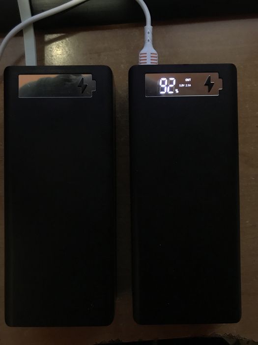 Повербанк( КОРПУС)великої емності ( на 16 єлементів 18650)