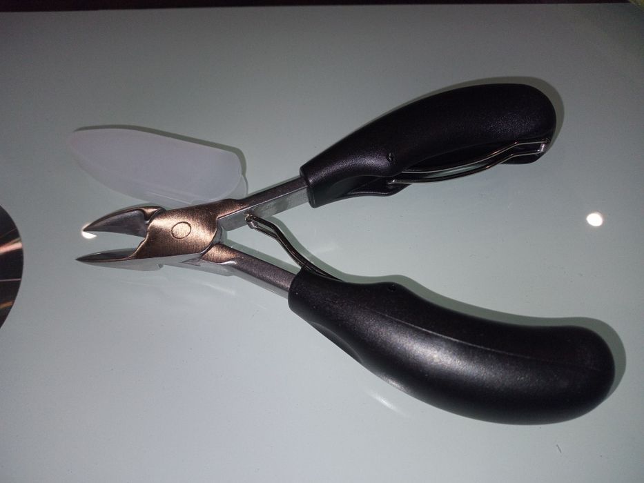 Кусачки для ногтей