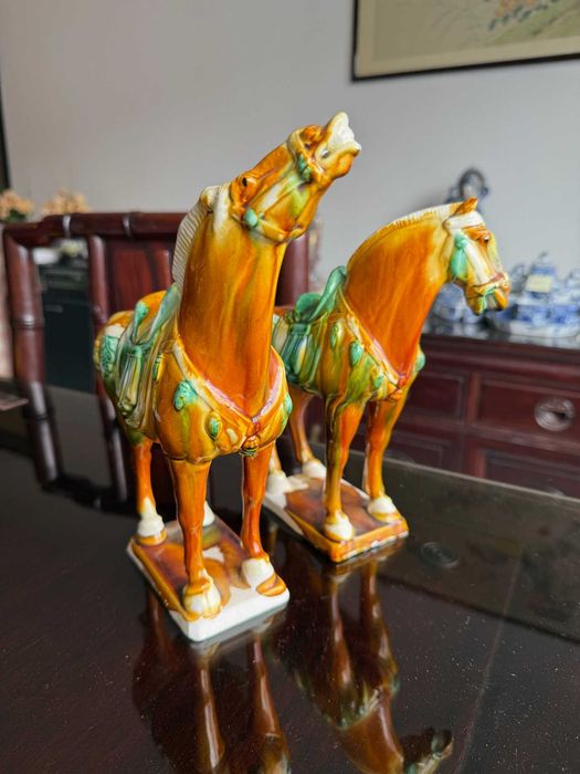 Par de Cavalos em Cerâmica Vidrada – Estilo Chinês Sancai / Tang