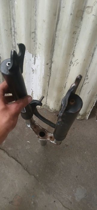 Vendo suspensão RST aro 26 bicicleta