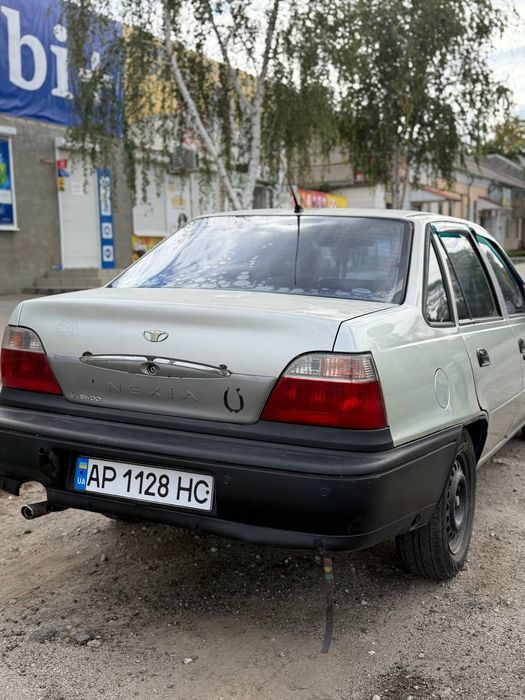 Продам део нексию