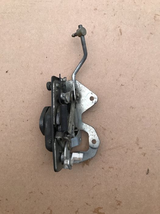 Suzuki samurai zamek klapy blaszanka