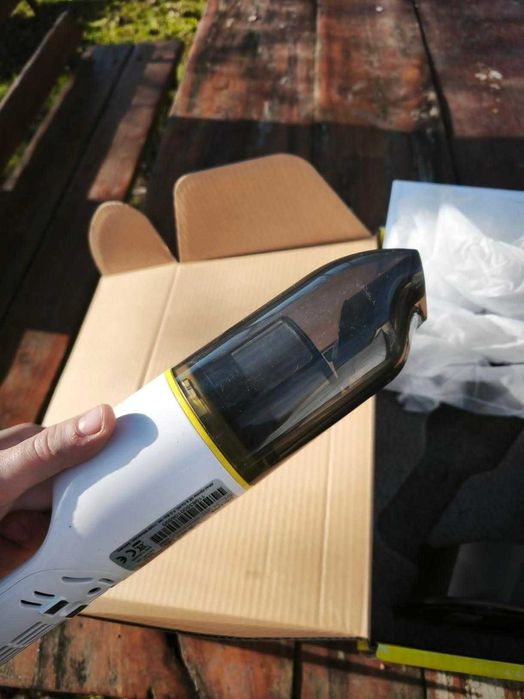 Пилосос для машини