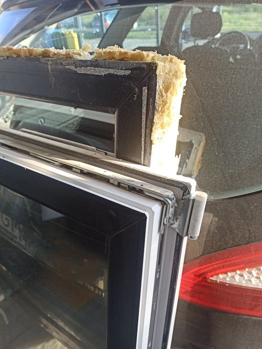 Okno PCV zewnętrzne w kolorze antracyt