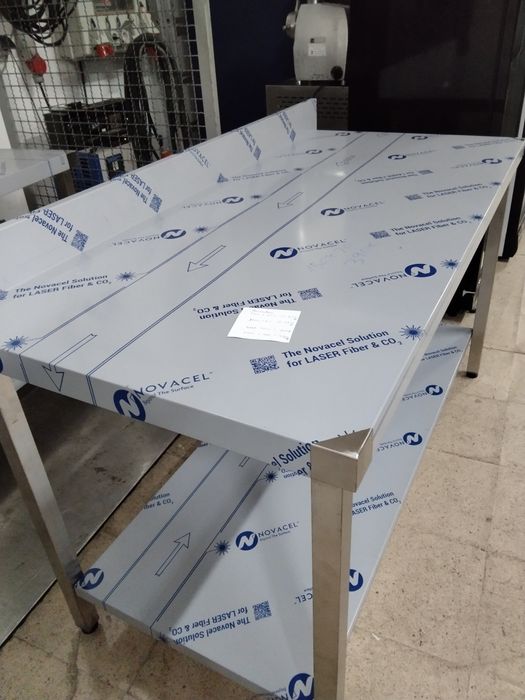 Mesa de trabalho inox