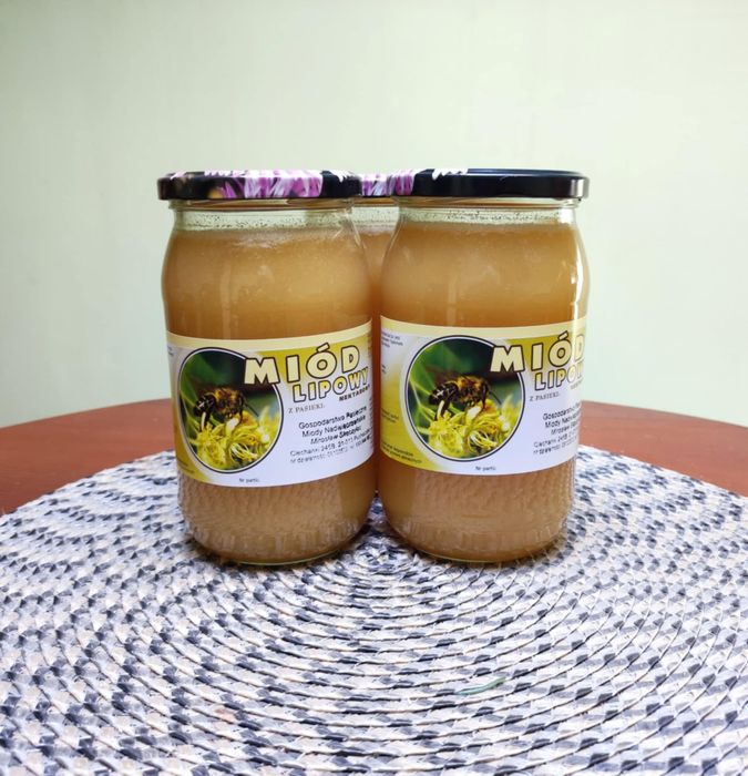 Miód  z własnej  pasieki