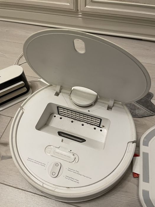 Робот пилосос Xiaomi