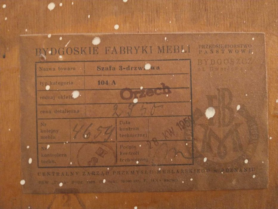 Zabytkowa szafa 1959r