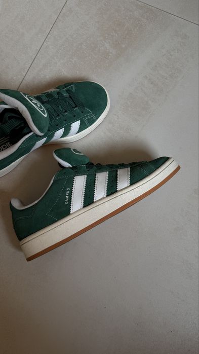 кросівки adidas campus